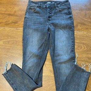 Old navy rockstar skinny raw hem jeans